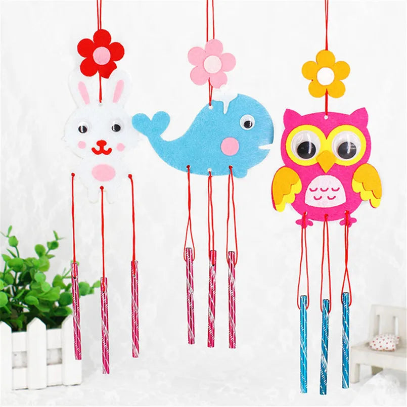 4Pcs DIY Wind Chimes Craft Kit Cartoon Stickers Kids Toy