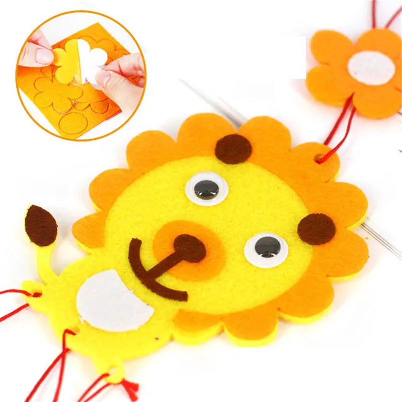 4Pcs DIY Wind Chimes Craft Kit Cartoon Stickers Kids Toy