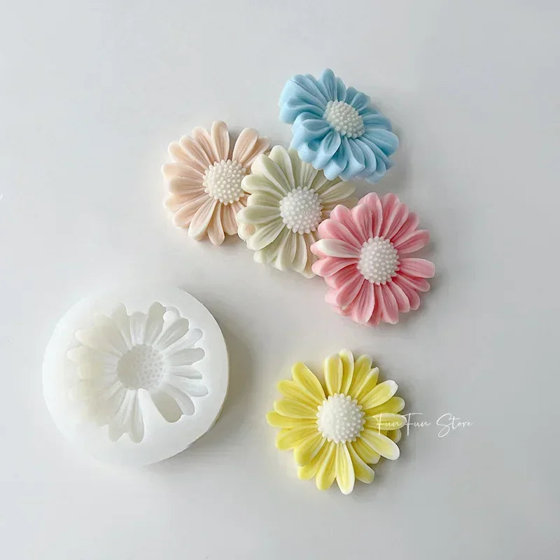 Daisy Silicone Candle Mold Aromatherapy Soap Flower DIY